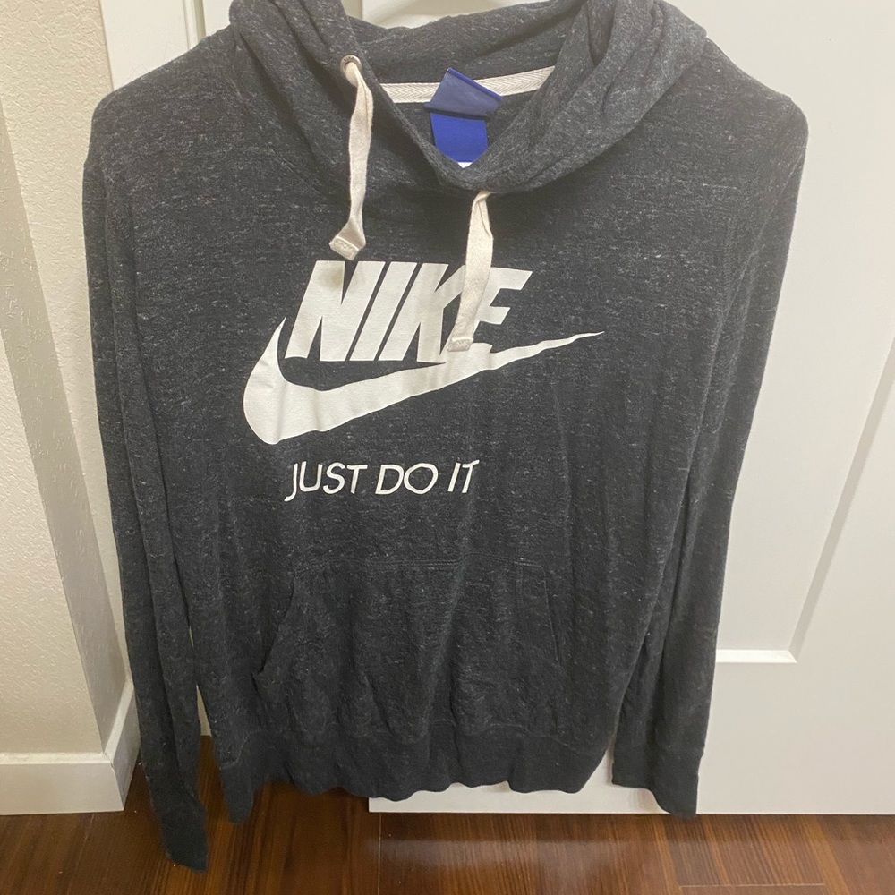 Women’s Nike Pullover Hoodie
